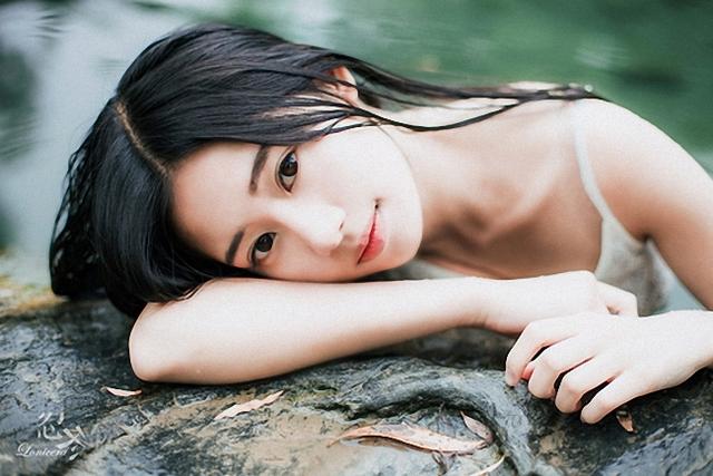 假體隆胸.jpg